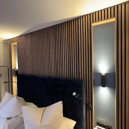 Hotel Restaurant Ennen 4*