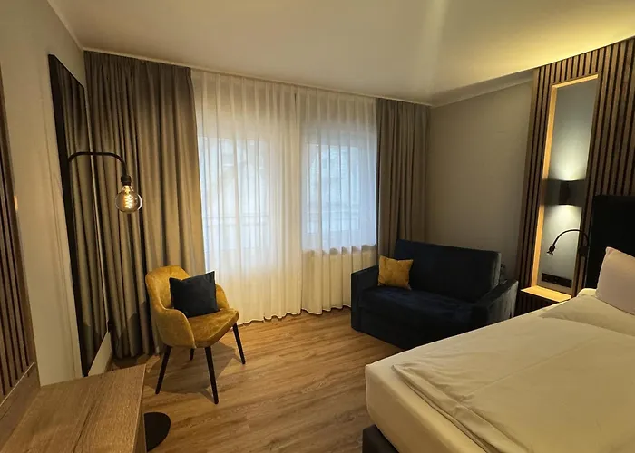 Отель Restaurant Ennen